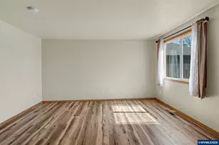 4444 Leafwood Ave NE, Salem, OR 97305 - Photo 11