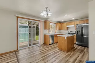 4444 Leafwood Ave NE, Salem, OR 97305 - Photo 17