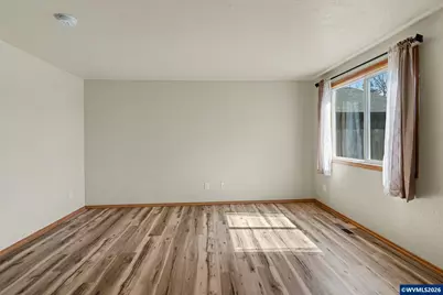 4444 Leafwood Av NE, Salem, OR 97305 - Photo 9