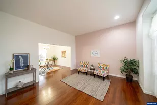 312 SW Cascade Meadow Dr, Sublimity, OR 97385 - Photo 3