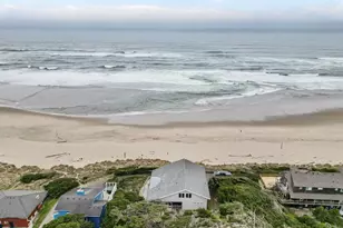 1068 NW 6th Ct, Lincoln City, OR 97367 - Photo 49