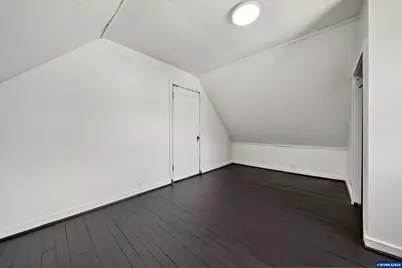 442 SE Ash St, Dallas, OR 97338 - Photo 17