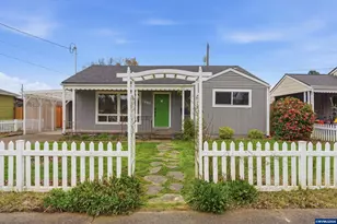 1860 Capitol St SE, Salem, OR 97302 - Photo 1