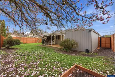 1860 Capitol St SE, Salem, OR 97302 - Photo 29