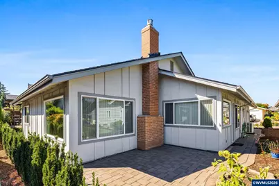 3318 Oakcrest Dr NW, Salem, OR 97304 - Photo 23