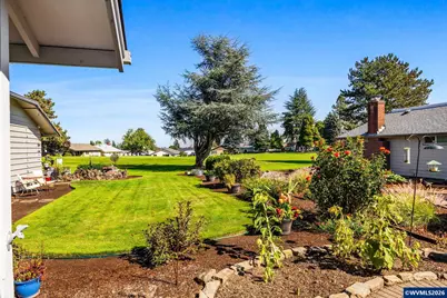 3318 Oakcrest Dr NW, Salem, OR 97304 - Photo 21