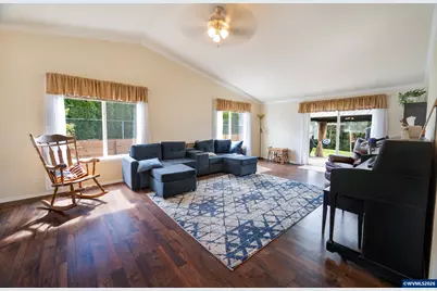 5183 Fort Rock Av SE, Salem, OR 97306 - Photo 13