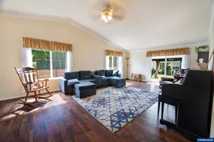 5183 Fort Rock Ave SE, Salem, OR 97306 - Photo 13