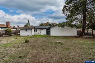 10 Carmel Ct, Roseburg, OR 97471 - Photo 25