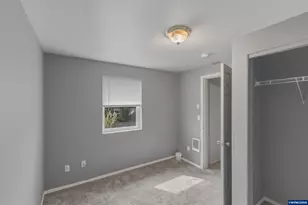 1298 Kees St, Lebanon, OR 97355 - Photo 21