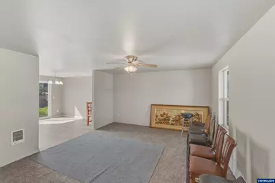 1298 Kees St, Lebanon, OR 97355 - Photo 33