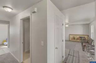 1298 Kees St, Lebanon, OR 97355 - Photo 31