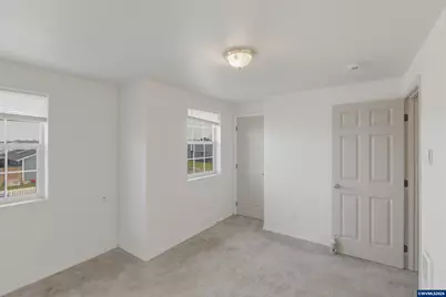 1298 Kees St, Lebanon, OR 97355 - Photo 23