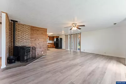 38255 Robinson Dr, Scio, OR 97374 - Photo 7