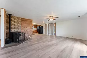 38255 Robinson Dr, Scio, OR 97374 - Photo 7