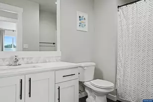 5781 NW Torchcrest Pl, Corvallis, OR 97330 - Photo 27