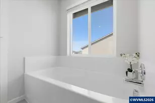 5954 Henshaw St SE, Albany, OR 97322 - Photo 33