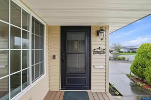 1967 Astor Way, Woodburn, OR 97071 - Photo 9