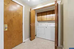 1967 Astor Way, Woodburn, OR 97071 - Photo 33