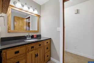 1967 Astor Way, Woodburn, OR 97071 - Photo 31