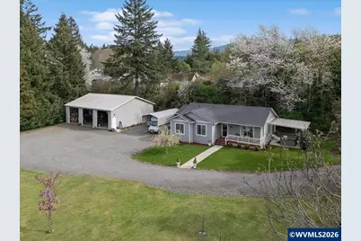 622 SE 4th Av, Mill City, OR 97360 - Photo 1