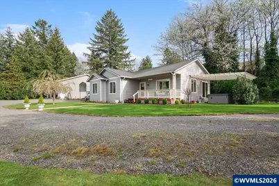 622 SE 4th Av, Mill City, OR 97360 - Photo 5