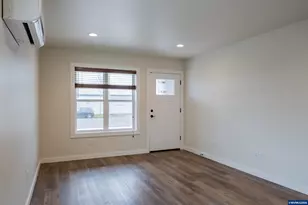 1026-1028 6th Av SE, Albany, OR 97321 - Photo 5