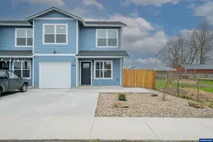 1026-1028 6th Av SE, Albany, OR 97321 - Photo 1