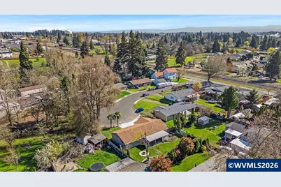 180 Woodcrest Ct, Woodburn, OR 97071 - Photo 31