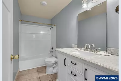 180 Woodcrest Ct, Woodburn, OR 97071 - Photo 21