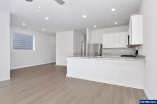 1175 Parkside Ave, Woodburn, OR 97071 - Photo 3