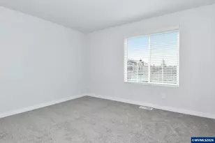 1175 Parkside Ave, Woodburn, OR 97071 - Photo 9