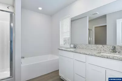 1343 Owl Av, Woodburn, OR 97071 - Photo 17