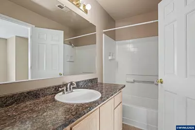2345 Crestview Dr S, Salem, OR 97302 - Photo 37