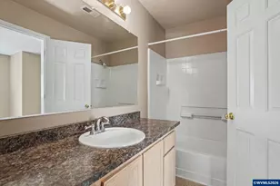 2345 Crestview Dr S, Salem, OR 97302 - Photo 37