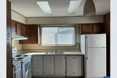 5422 Portland #67 Rd NE, Salem, OR 97305 - Photo 19