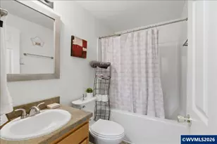 1066 Kees St, Lebanon, OR 97355 - Photo 21