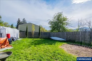 1066 Kees St, Lebanon, OR 97355 - Photo 29