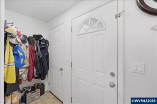 1066 Kees St, Lebanon, OR 97355 - Photo 3