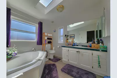 3025 Hollyridge Lp NE, Salem, OR 97305 - Photo 13