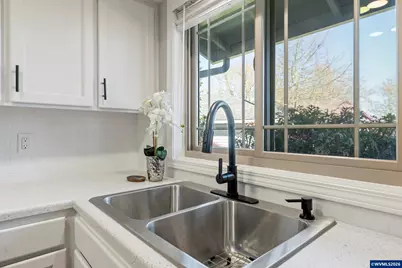 955 Wildflower St NE, Salem, OR 97301 - Photo 11