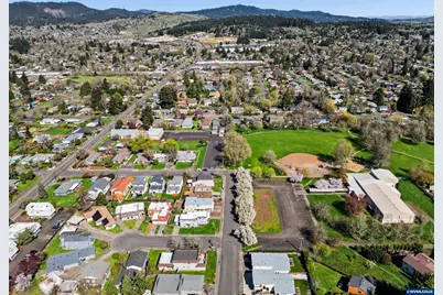 1470-1472 NW 20th Pl, Corvallis, OR 97330 - Photo 27