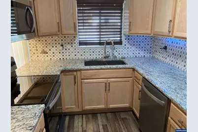 1470-1472 NW 20th Pl, Corvallis, OR 97330 - Photo 15