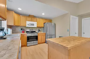 5133 Sycan Ct SE, Salem, OR 97306 - Photo 7