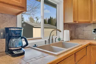 5133 Sycan Ct SE, Salem, OR 97306 - Photo 9