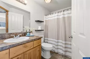 2572 Char Circle Northwest, Salem, OR 97304 - Photo 39