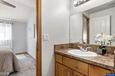 2572 Char Cir NW, Salem, OR 97304 - Photo 33