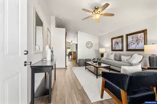 2572 Char Circle Northwest, Salem, OR 97304 - Photo 7