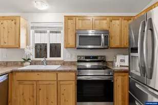 2572 Char Circle Northwest, Salem, OR 97304 - Photo 15