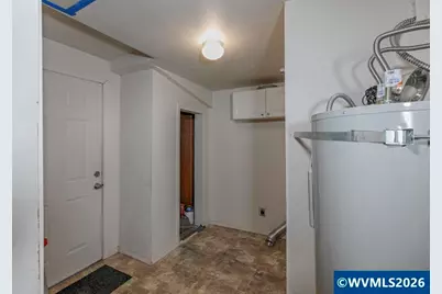 390 McNary Av NW, Salem, OR 97304 - Photo 17